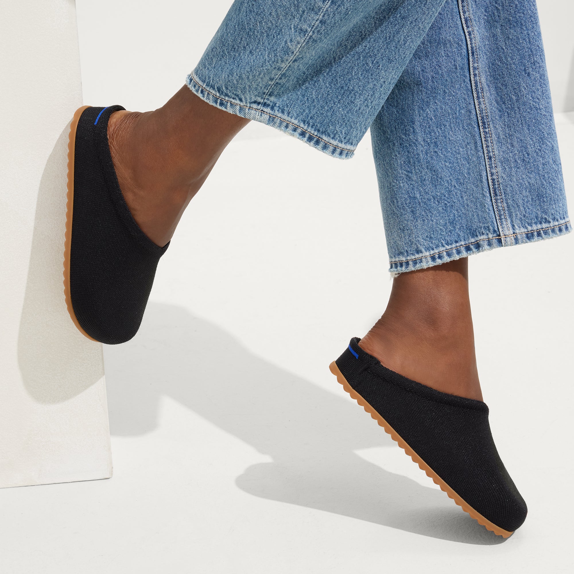The Casual Clog - Black
