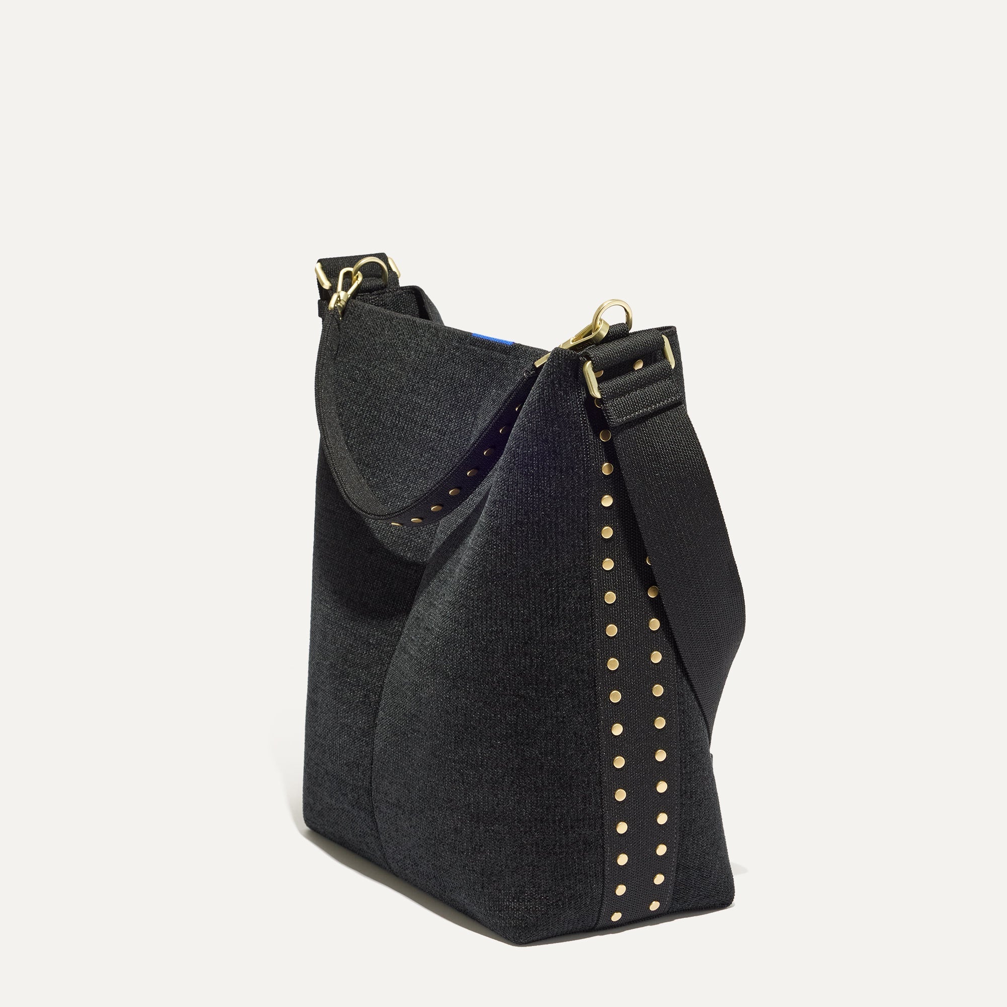 The ReVelvet™ Bucket Bag - ReVelvet™ Black