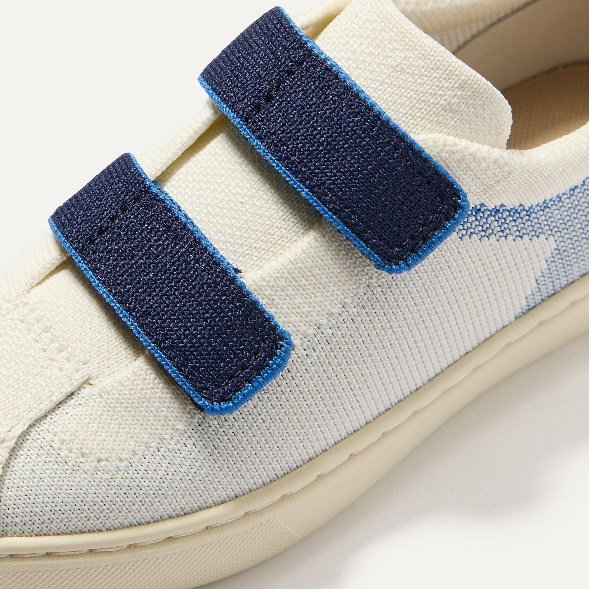 The Kids Strap Sneaker - Blue Raspberry