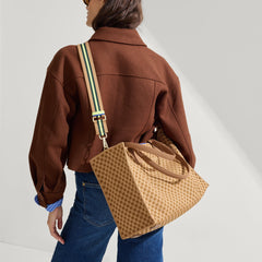 The Classic Tote - Hazelnut
